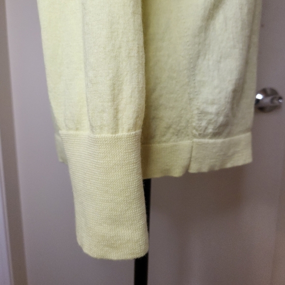 Vintage Banana Republic neon yellow sweater - Picture 6 of 9